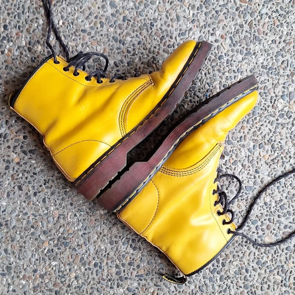 Dr. Martens 1460 *cp* Yellow Smooth Leather Combat Boots Mens 10.5 Womens 12.5 - Picture 5 of 7